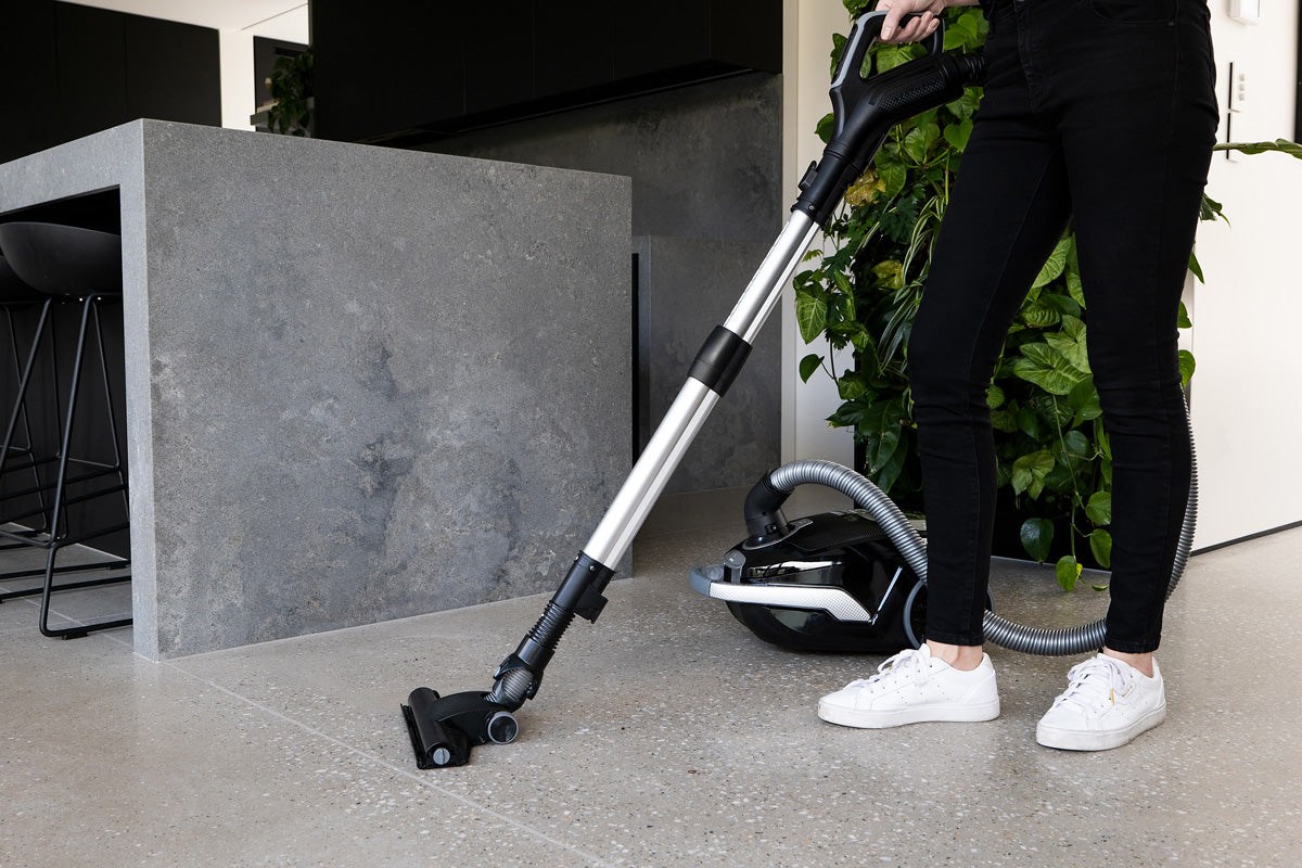 Expert Answers to Your Bagged and Bagless Vacuum Cleaner Questions ...