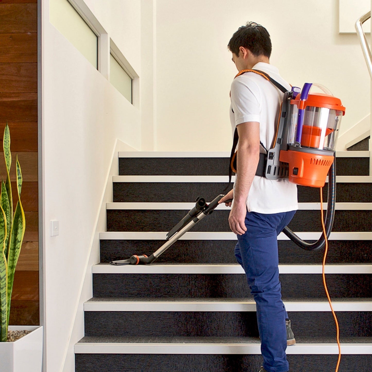 Rugged® Advantage Turbo 32mm Multi-Cyclone Backpack Vacuum Cleaner