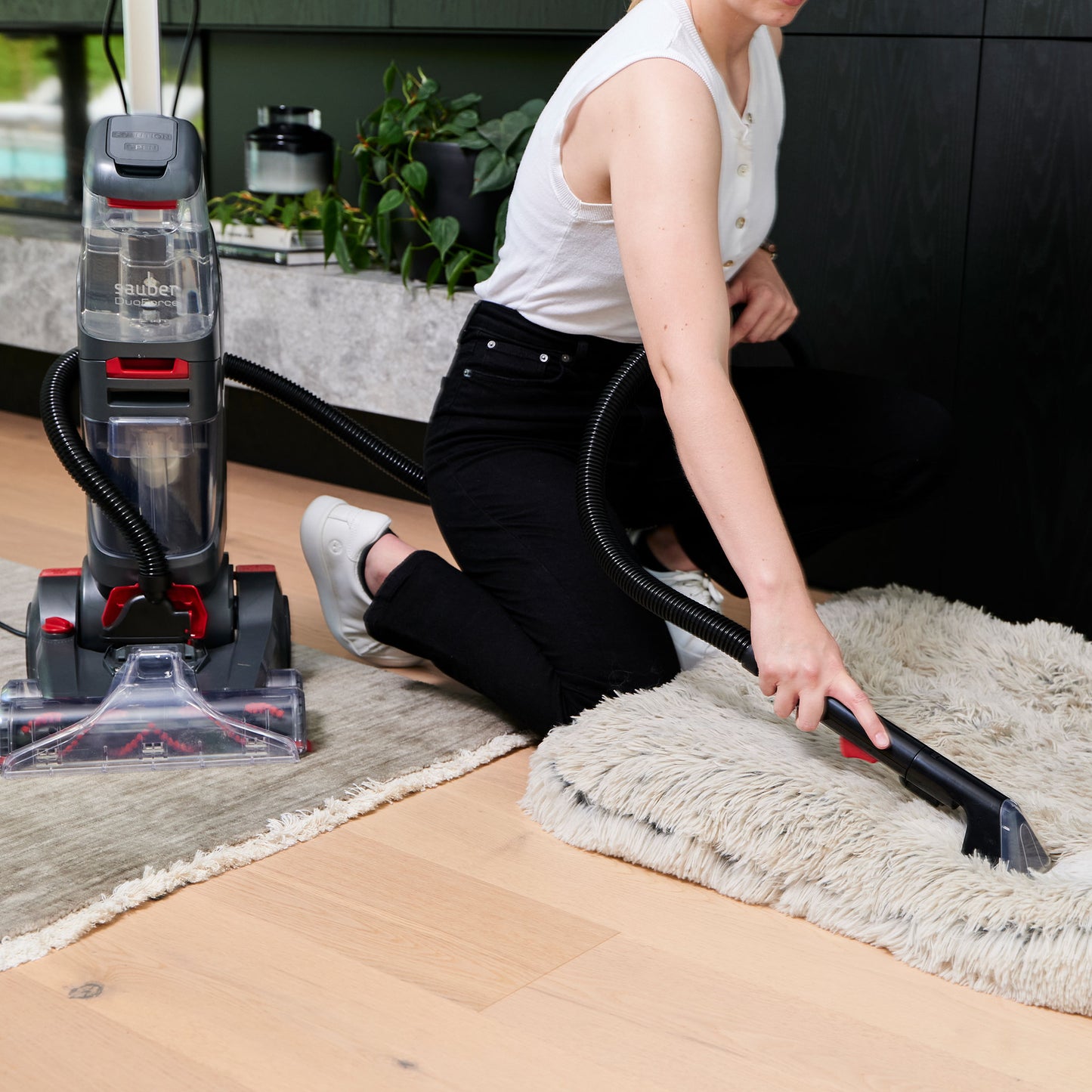 Sauber DuoForce Carpet Shampooer